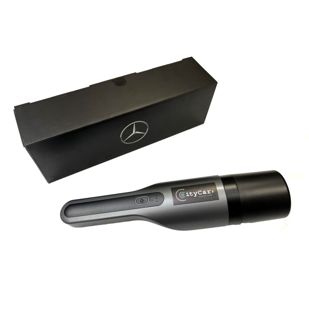 Aspirapolvere Portatile Senza Fili 2 In 1 Leggero 0,7kg - Ricaricabile Con Filtro HEPA, Per Auto Casa Ufficio, Bianco