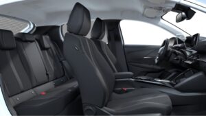 peugeot-208-interni-4