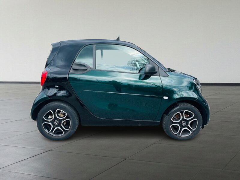 
								smart fortwo coupé 70 twinamic pieno									