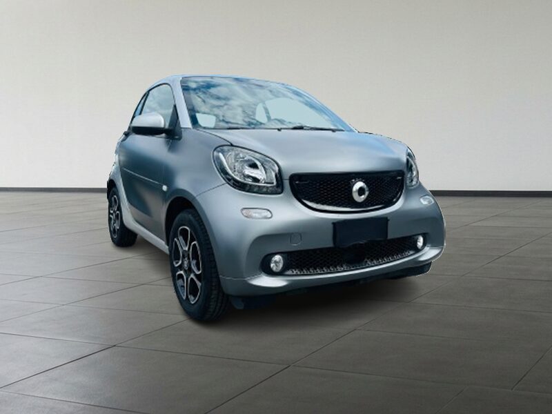 
								fortwo coupé 70 twinamic passion pieno									